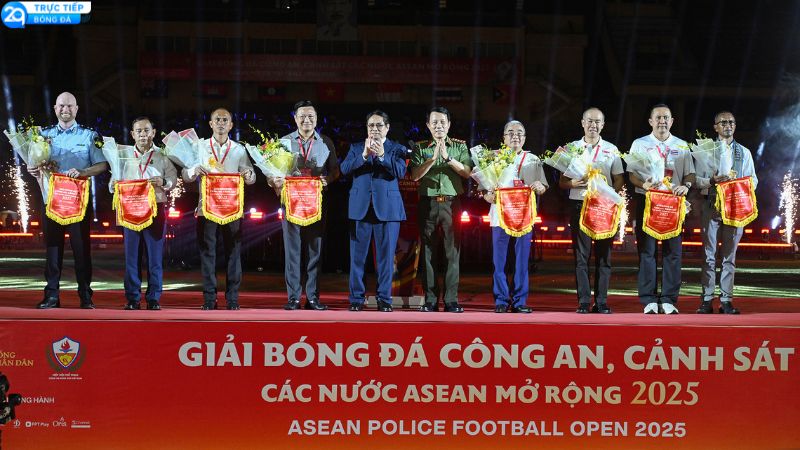 giai-bong-da-cong-an-canh-sat-asean-1